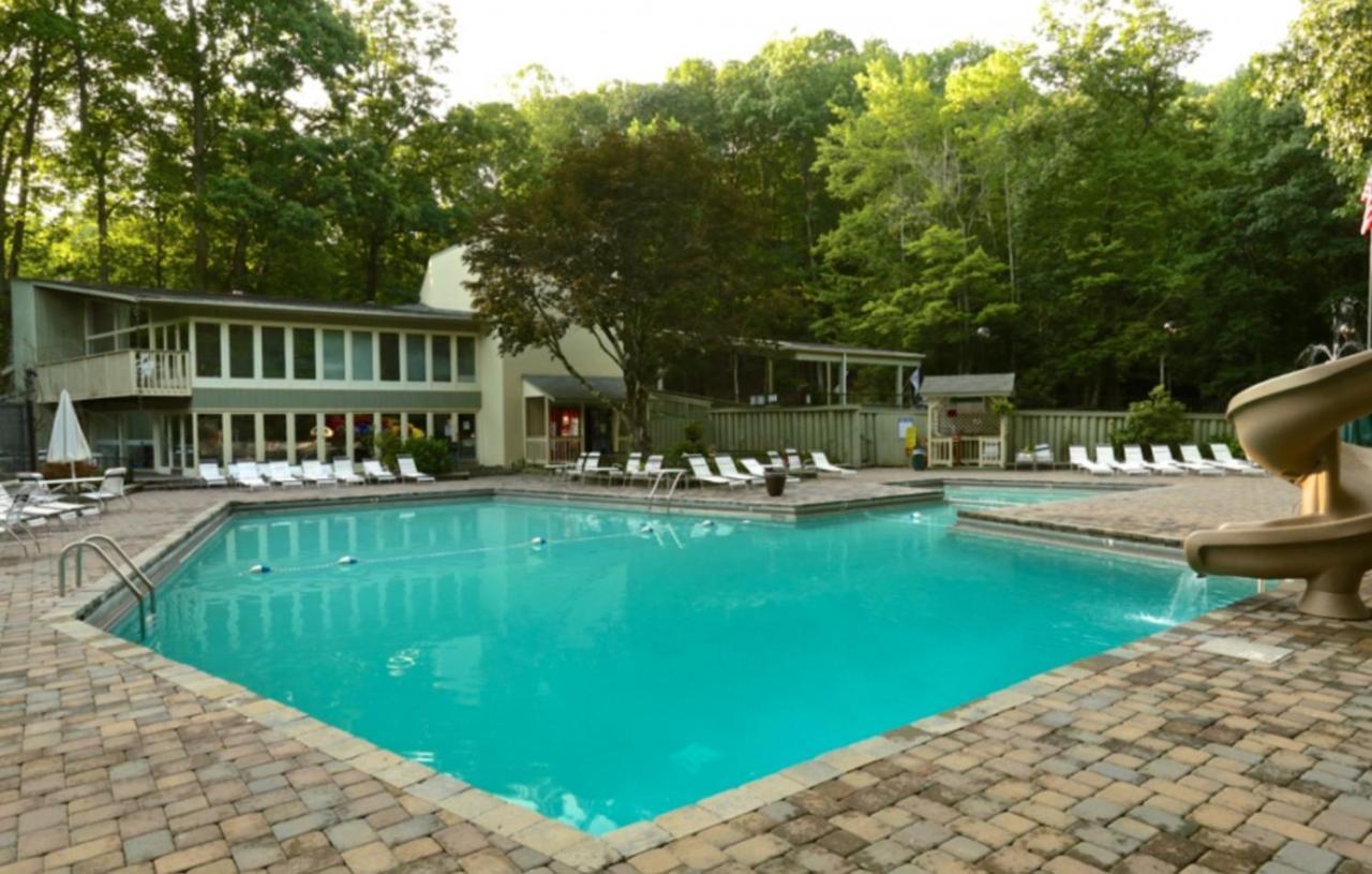 Woodhaven - Private - 3 Suites - Gorgeous Views - 3 Pools - Gamerm - Hottub - Lots Of Bears 蓋特林堡 外观 照片